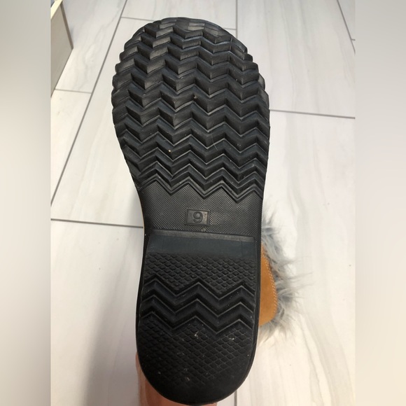 Outbound Ladies Winter Boots Fleece Lined Rubber Sole Womens Size 9 - Picture 6 of 7